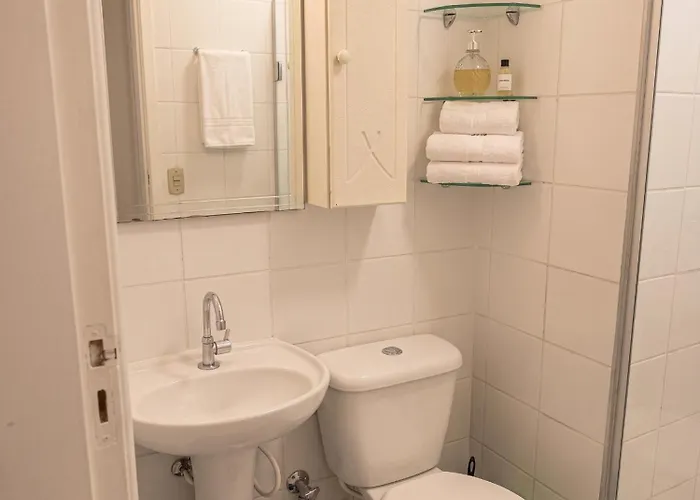 Apartamento Praia Grande Ubatuba, Piscina, Ar-Condicionado, Wi-Fi E Garagem, Ate 8 Pessoas